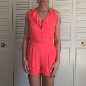 EXPRESS - Coral Romper